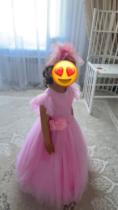 Платье на выпускной , на той