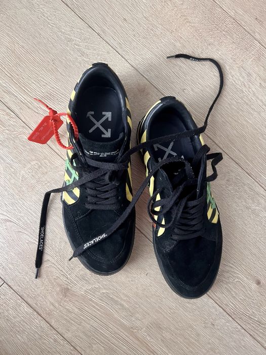 Off White marimea 43