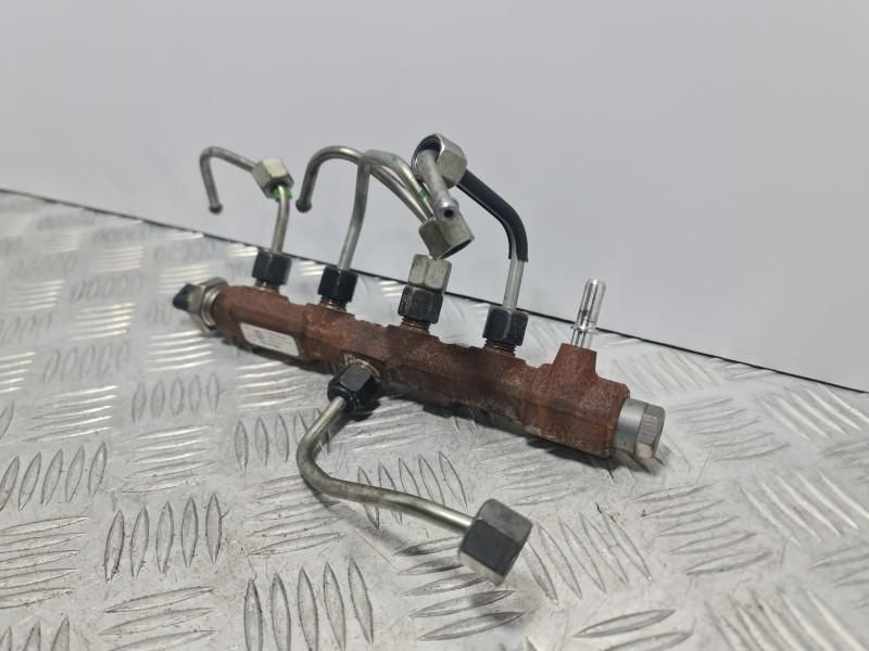 Rampa injectoare Peugeot 5008 1.5; 1.5 turbo 75 kw D15DTH (DV5RC); D15