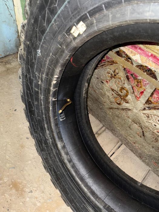 Продам грузавые шины