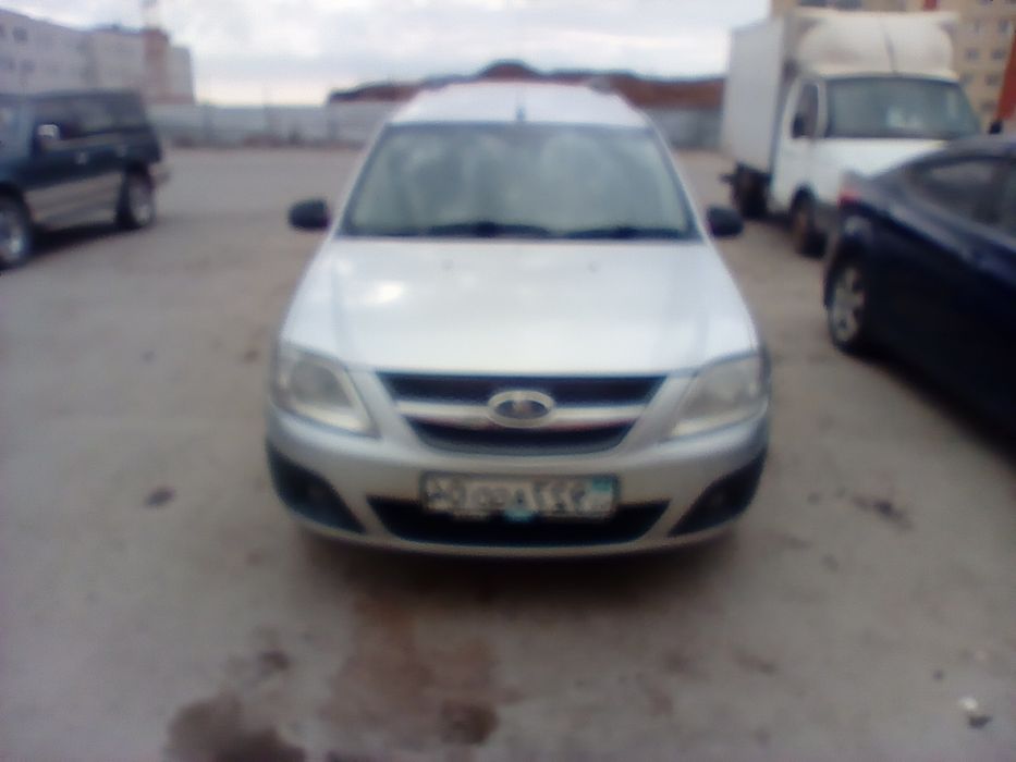 Лада Ларгус 2014год газ бензин