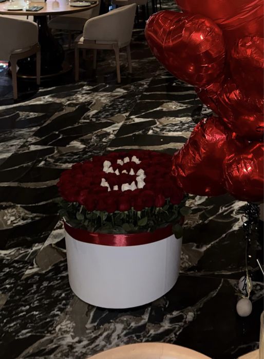 101 роза, свежий.