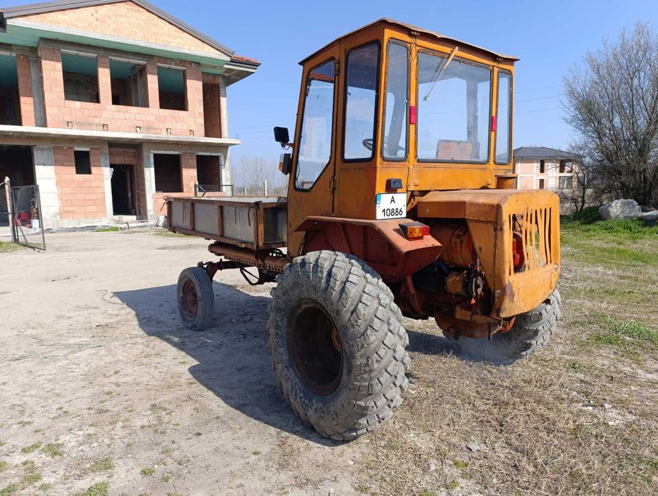 Т16М Самоходно шаси