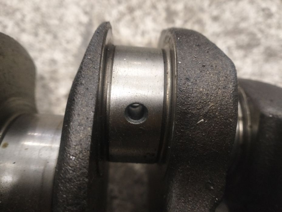 Коленвал на ниссан vq30