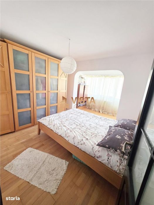 Apartament 4 camere, zona Racadau