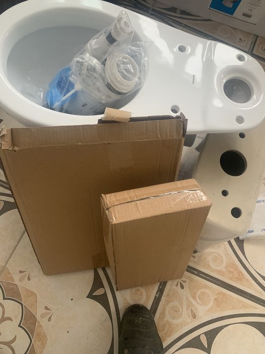 Vand wc baie nou nout