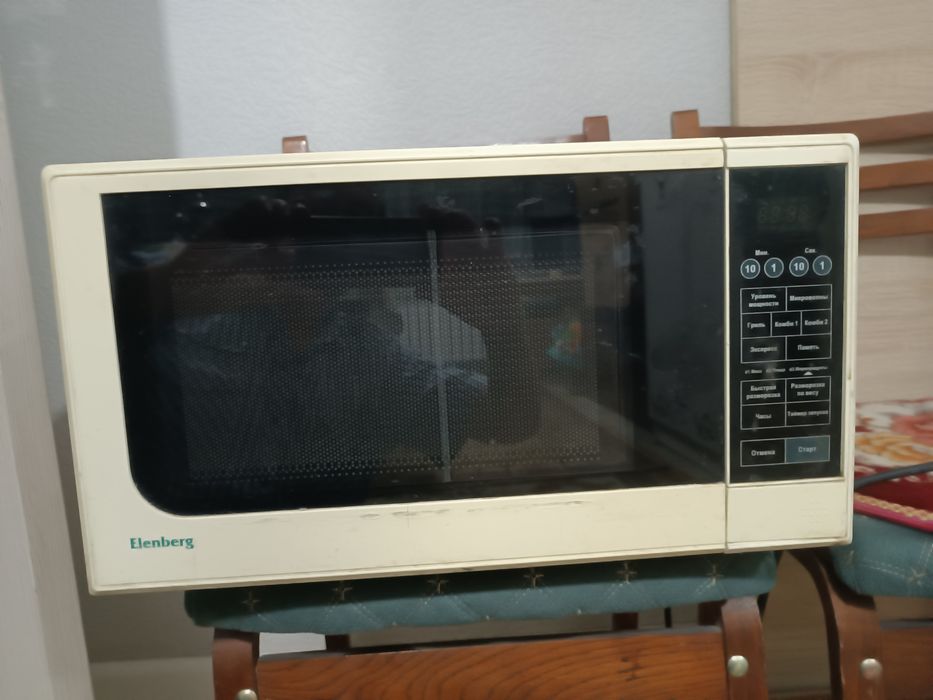 продаю  микроволновку  в отличном  рабочем  состоянии