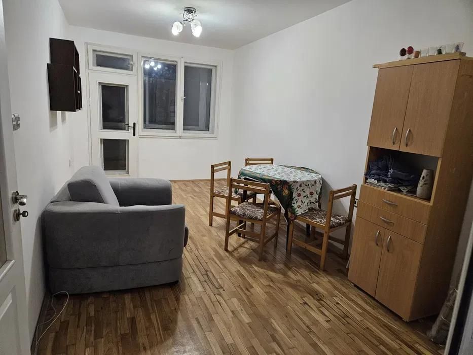 Двустаен апартамент, под наем, Цветен квартал