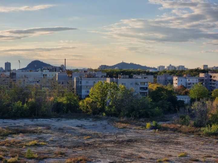 Продава се Тристаен апартамент в Пловдив, Тракия - 102 кв.м за 975 €/кв.м - Снимка #2