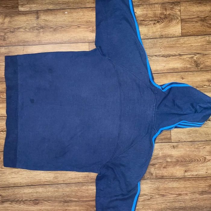 Адидас зипка 2010 года