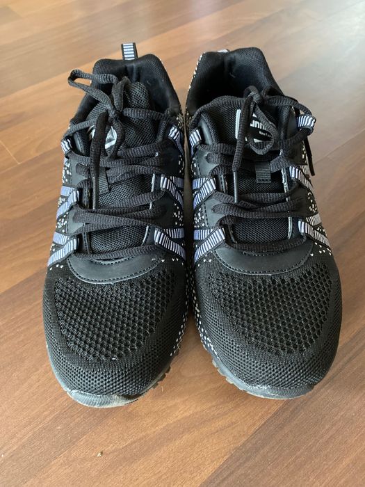 Pantofi sport, unisex, mărimea 40 (interior 25,5 cm)