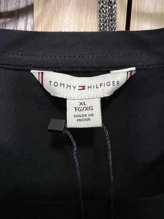 Подарок на Новый год! Фудболка Tommy Hilfiger