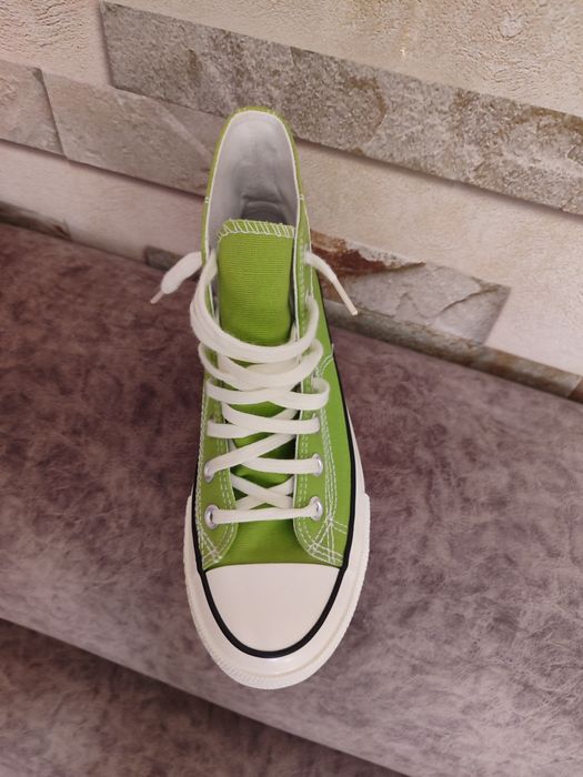 Продам зелёные кеды, новые