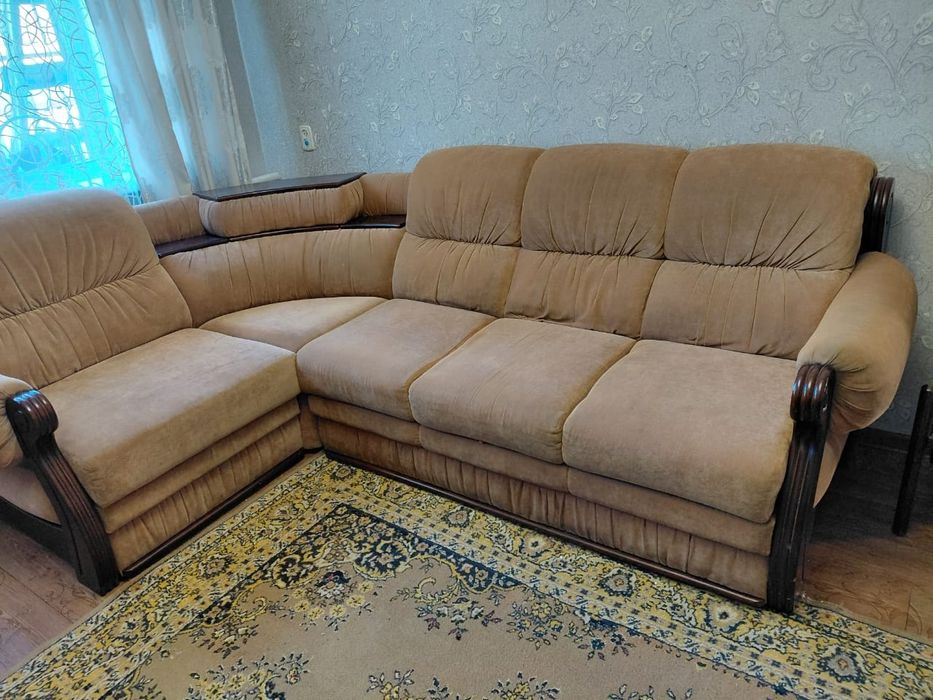 Продам стенку, диван, кресла