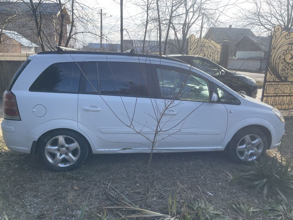 Opel zafira 2006