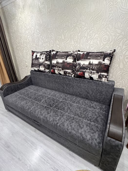 Продается диван раздвижной