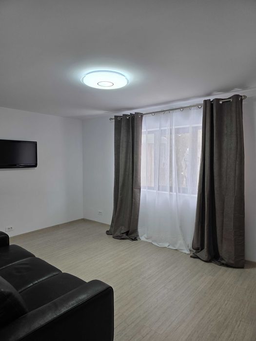 Vilă interbelică restaurată integral – proprietate rară Sinaia centru