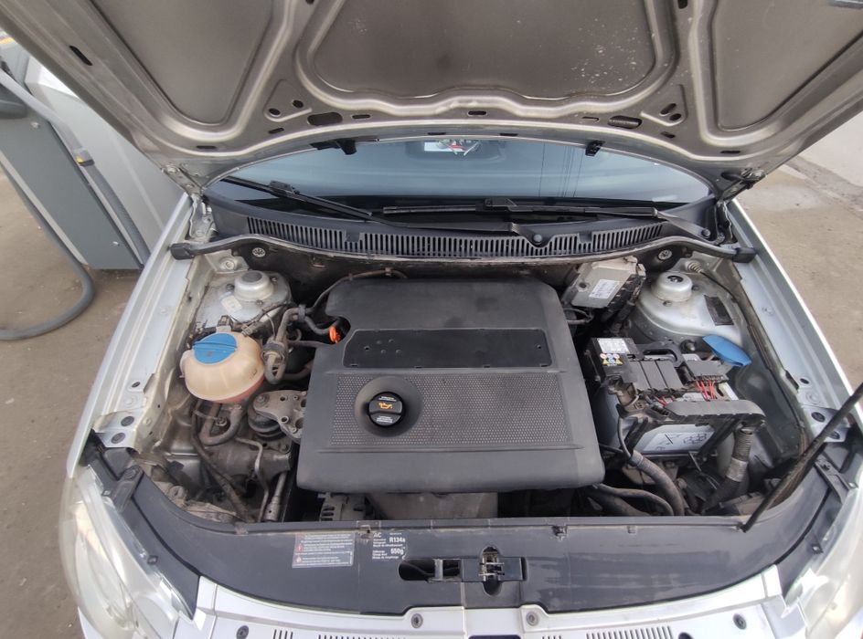 VW Polo 1,4 бензин 75 коня