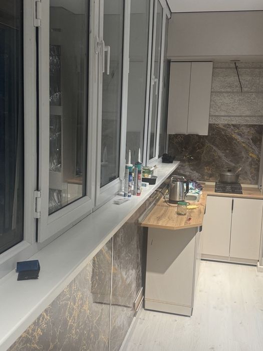 Продам свая квартира
На против 
Юунусабод 18
Ко