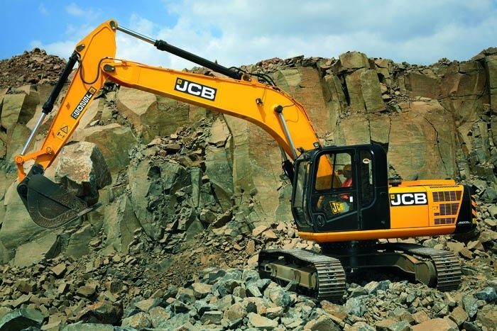 В наличии новый гусеничный экскаватор JCB JS205LC!Возможно в рассрочку