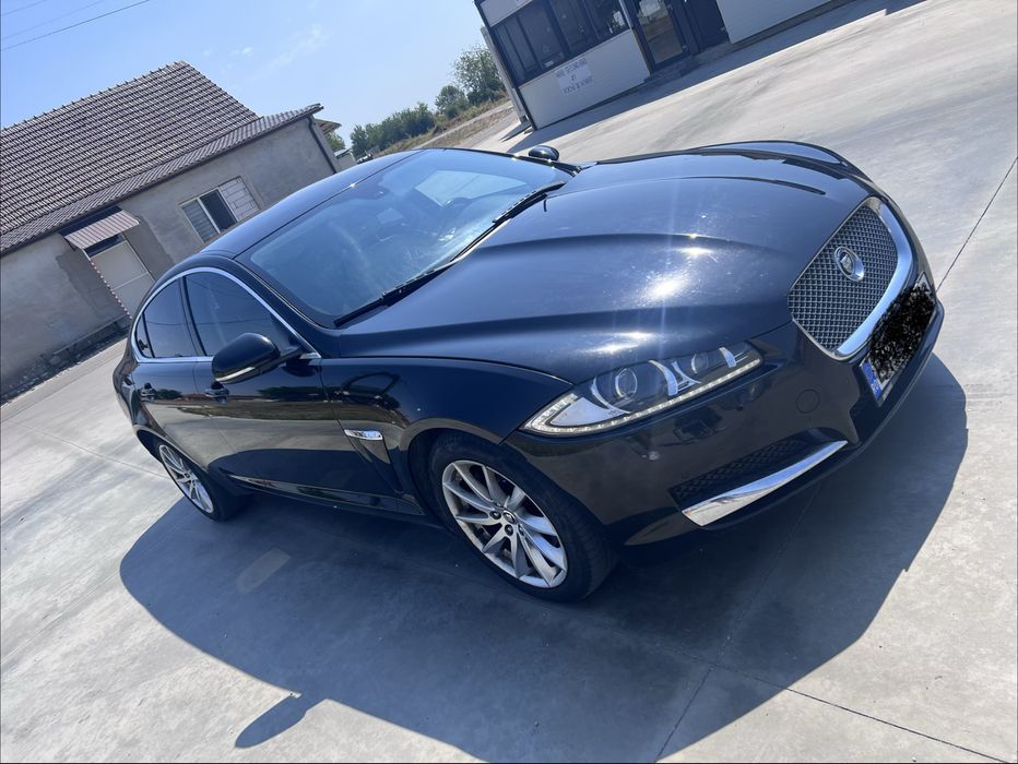 Jaguar Xf facelift 2013