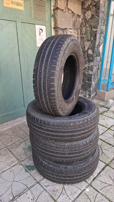 4бр Летни гуми за бус 215 70 15С — Kleber