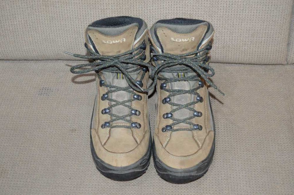 Ghete bocanci piele Lowa Renegade 38 Gore-tex Vibram