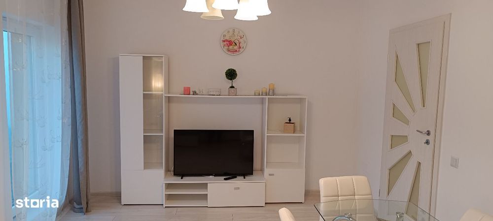 Inchiriere apartament 2 camere in zona Coresi.