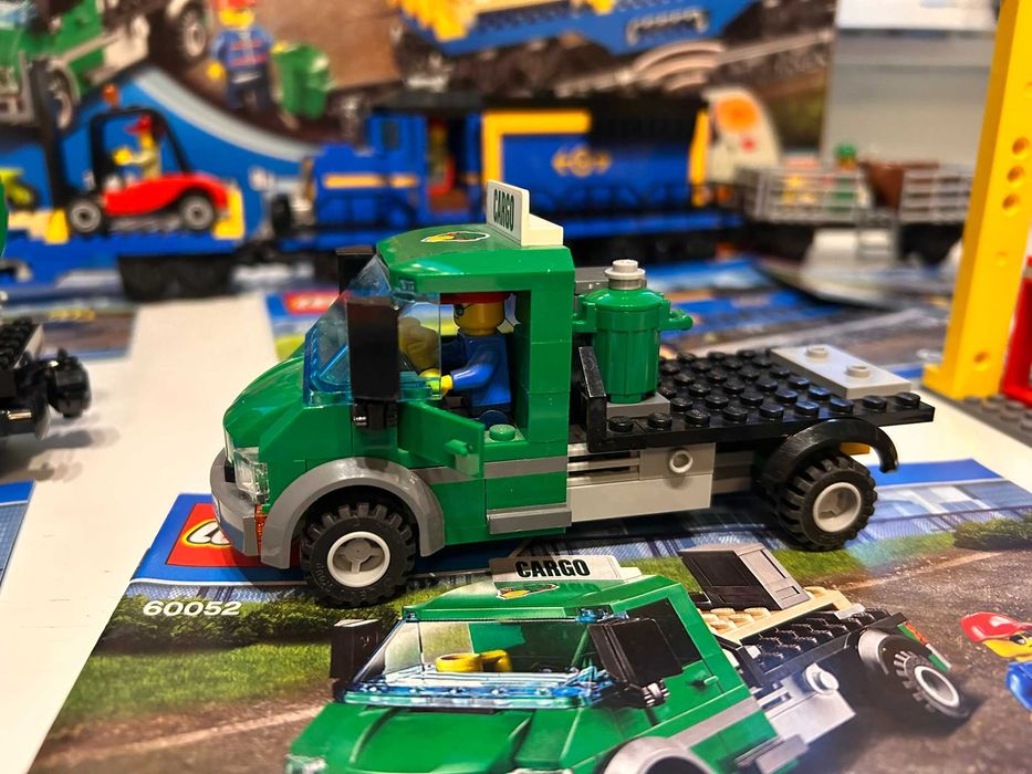 LEGO 60052 влак,