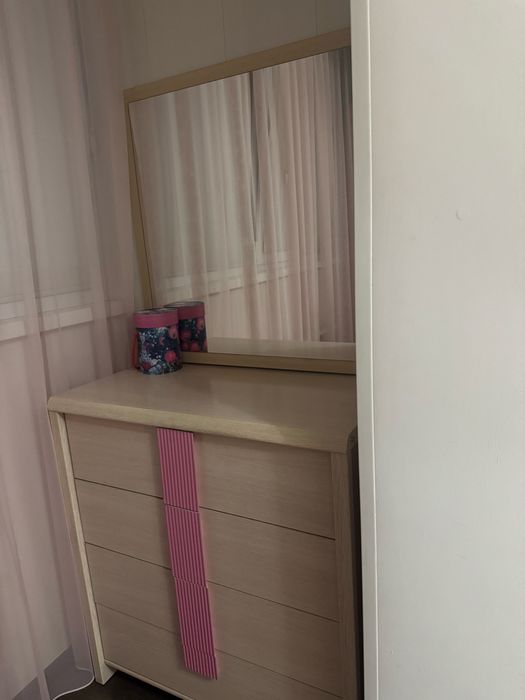 Продам мебель в детскую комнату.