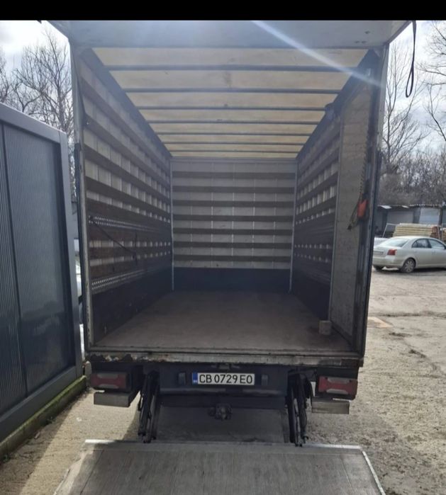 Бусове автомобили под наем
