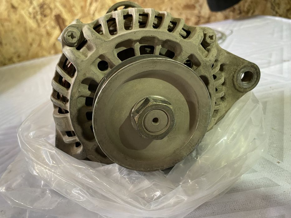 Генератор Mitsubishi A2T38892, MD189659, 12V 75A. РВР