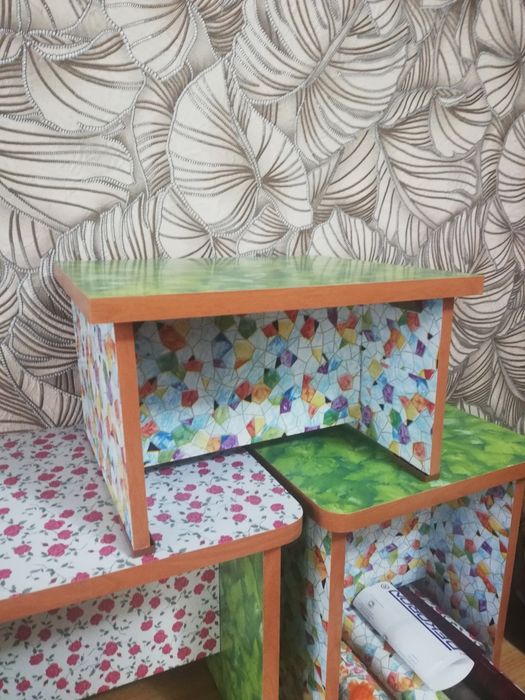 Табуретки разного размера