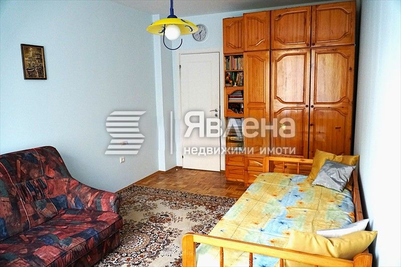 Продава се Тристаен апартамент в София, Хладилника - 118 кв.м за 3390 €/кв.м - Снимка #4