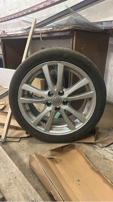 Диск с резиной 235/45/18