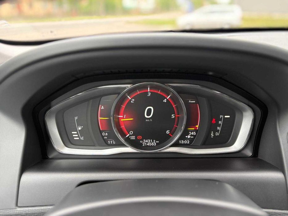 VOLVO XC60 / 2017 / 2.0 D3 SUMMUM 150 CP / AUTOMAT / E6 / 214.000 km