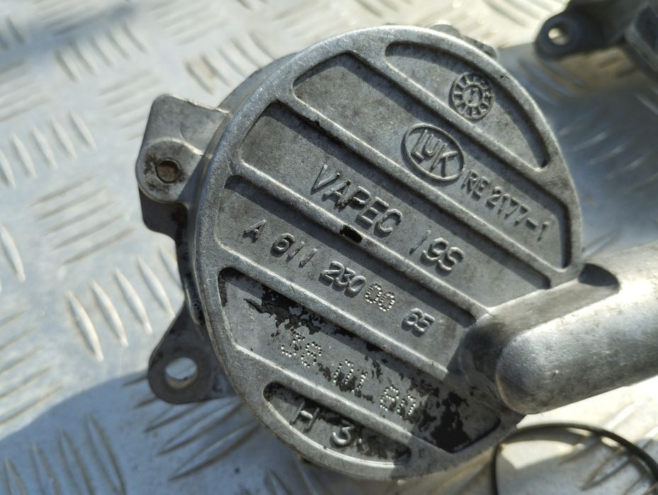 Вакум помпа Mercedes 200CDI 220CDI 270CDI 280CDI 320CDI 350CDI