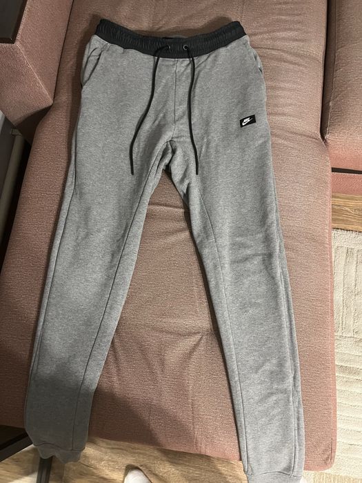 Продам комплект. Цена: 15000 тг.