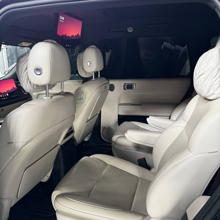 Lixiang L9 2024 yil qora rang