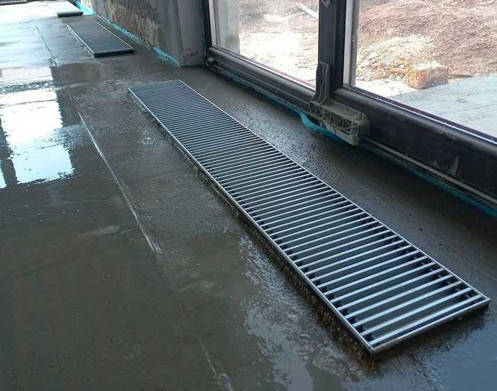 Установка внутрипольных конвекторов