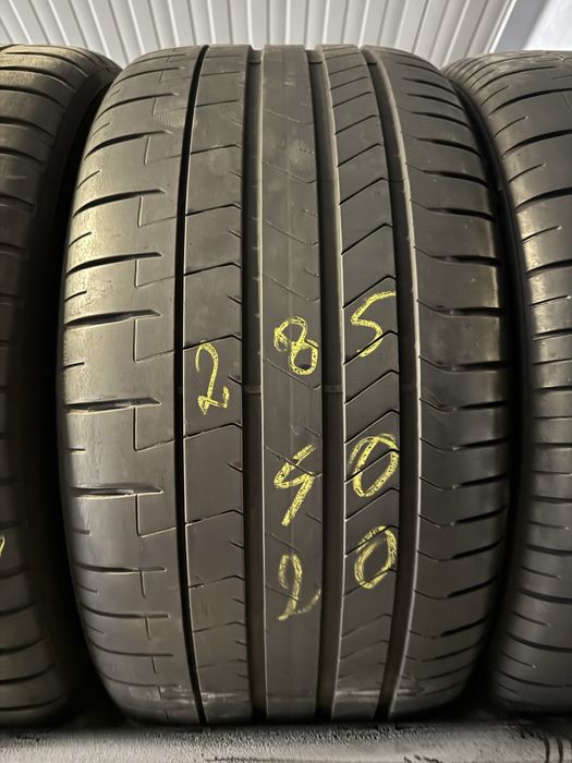 Anvelope 285/40/20 Pirelli