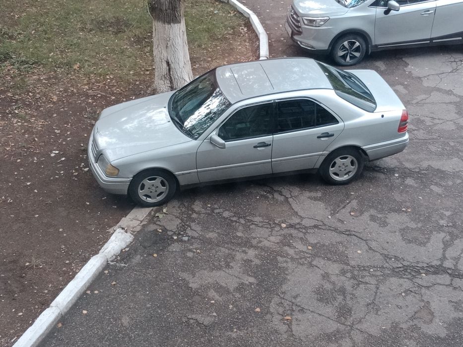Продам Мерседес С 180