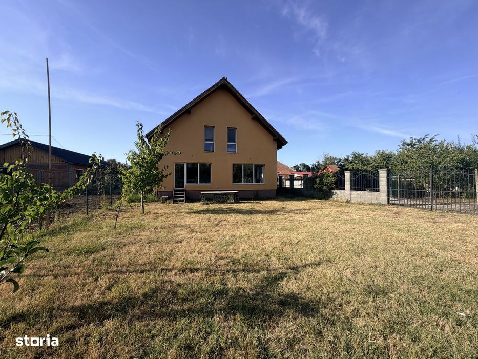 Casa 4 camere, 158mp utili, 507 teren in Sanmihaiu Roman