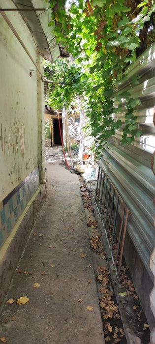 Свой дом. 2,3 сотки.