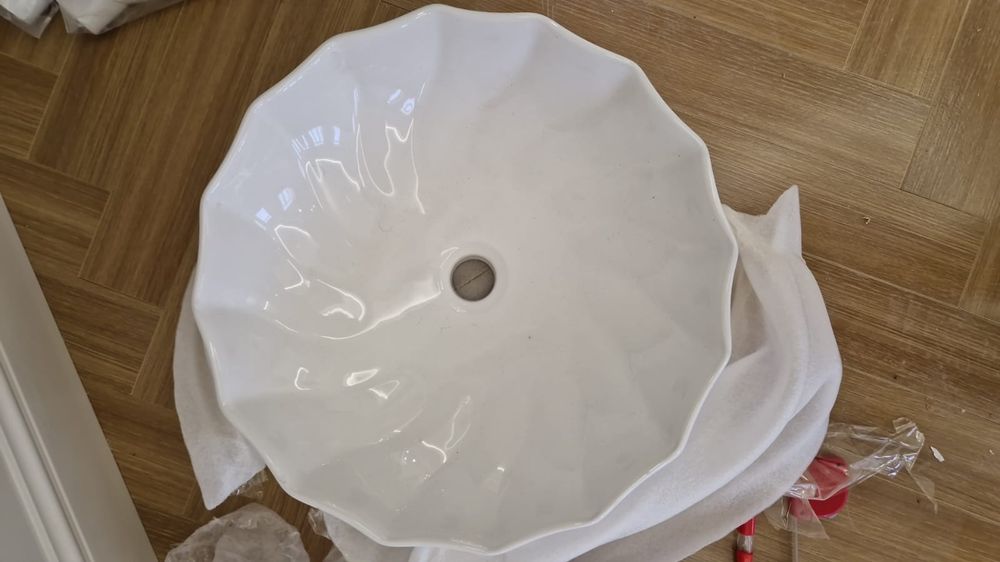 Продам раковины новые