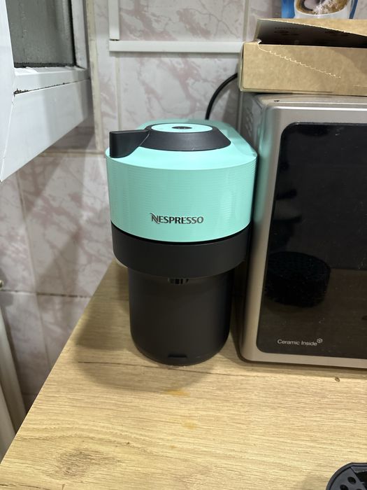 Aparat de cafea Nespresso