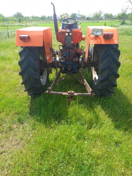 Vand tractor fiat 445