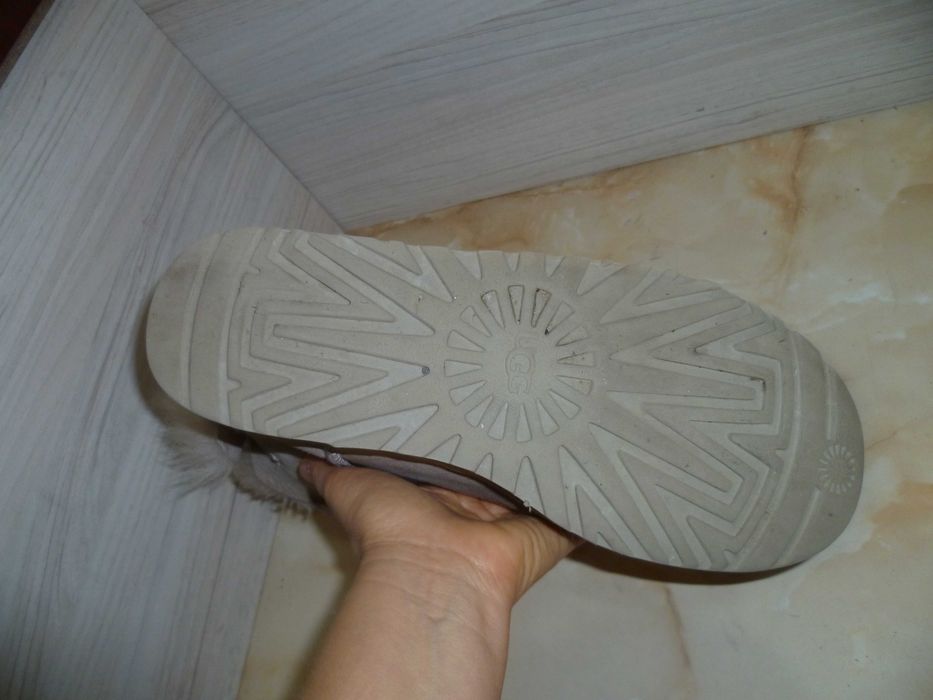 UGG оригинални ботуши №40
