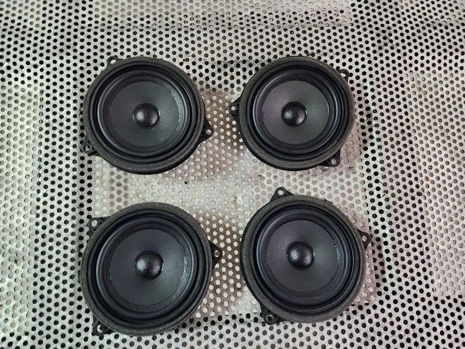 Baxe Boxa Difuzor Usa Bmw Seria 1 Seria 2 F40 F44 F45 F46 X1 X2 F39 F48 Mini I3 Cod  Model Dupa 201