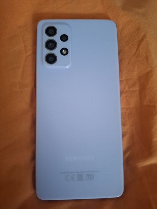 Samsung A52. память 128 гб.
